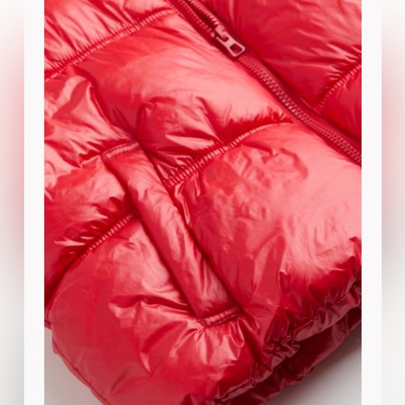 H&M - Picture 4 of 9